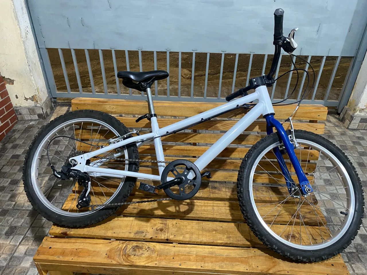 Bicicleta RockRider Branca com 6 marchas - Foto 5