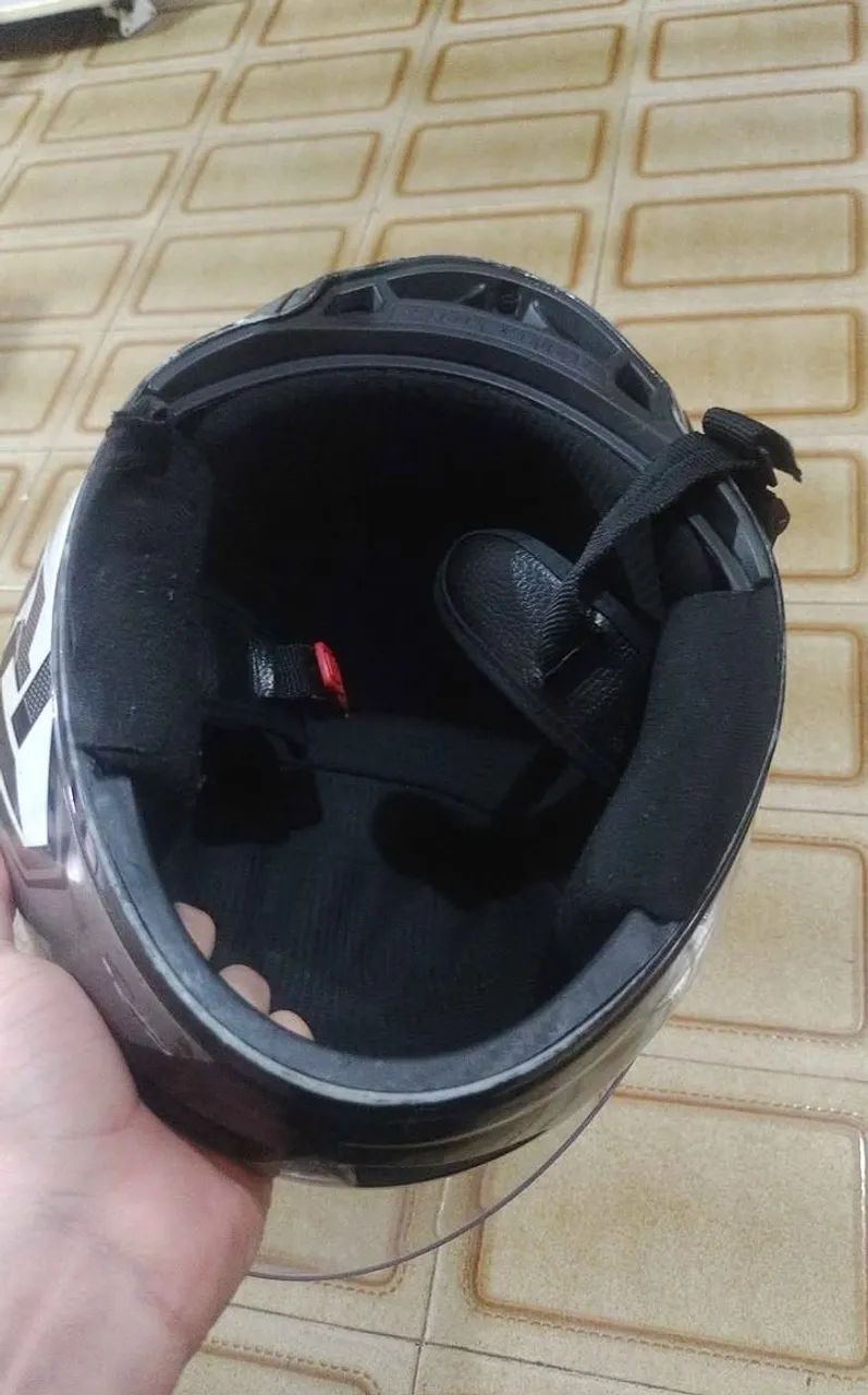 Capacete para vender rápido - Foto 3