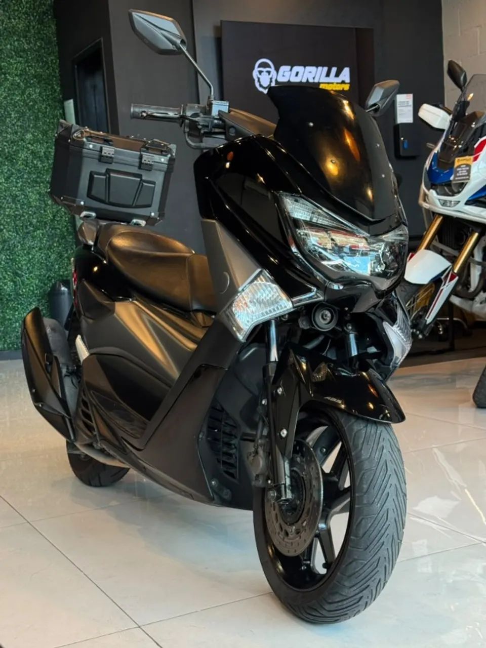 YAMAHA - NMAX