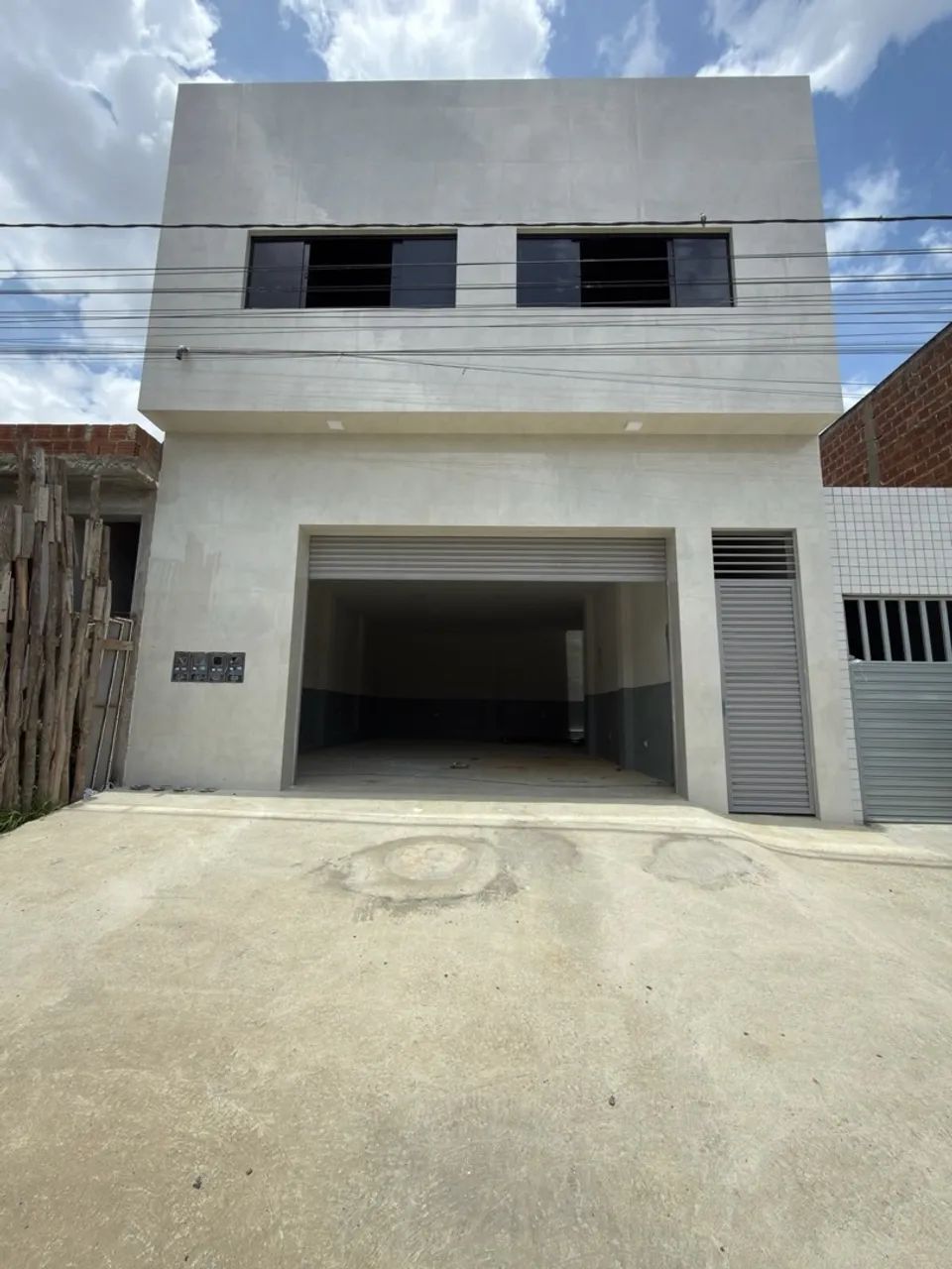 Imóvel comercial no Cedro com 300 metros 