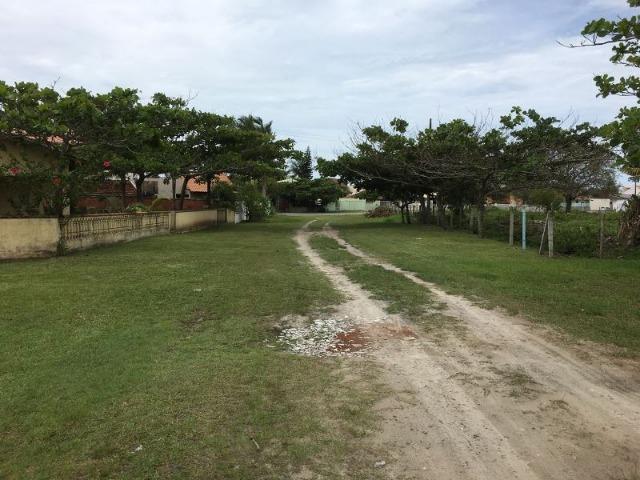 Terreno grande perto da praia para construção geminados ou para uma bela casa! - Foto 6