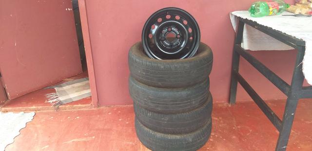 Vendo pneu