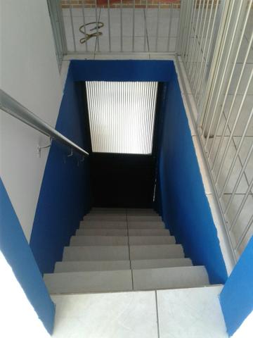 Vendo Ótima Casa 3/4 - 2o andar c/Cobertura - Foto 3