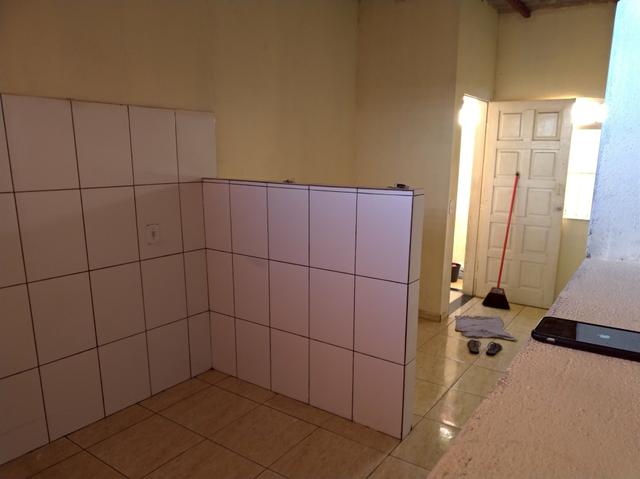 Alugo apto de 1 quarto em j América 400 reais - Foto 2