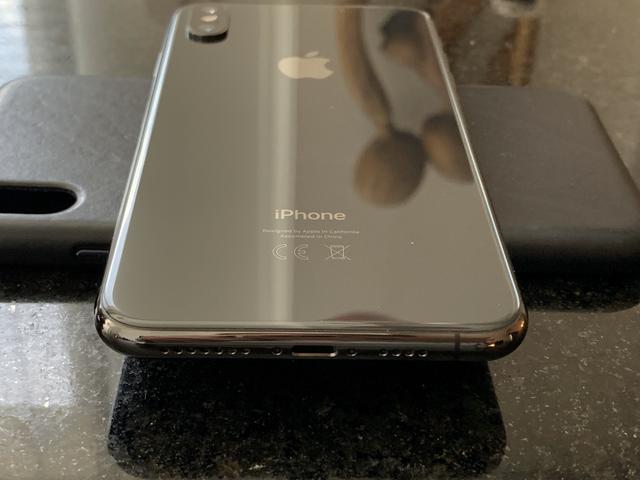 IPHONE XS MAX 256 cinza em perfeito estado - Foto 4