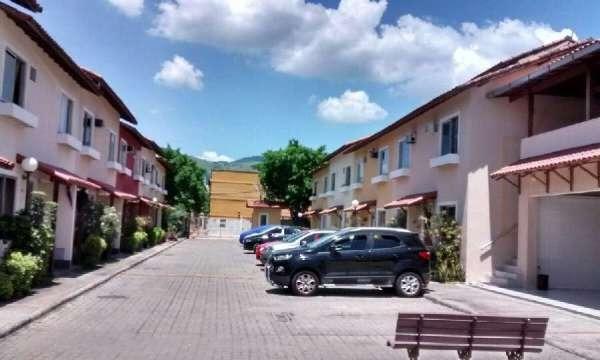 Casa em condomínio próximo ao centro