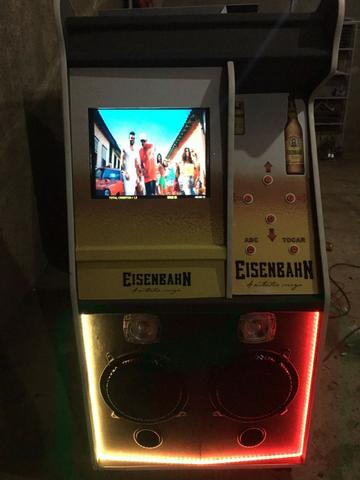 Locação e venda de maquinas de musica jukebox