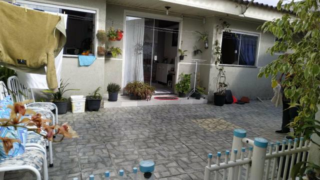 Casa averbada! vendo ou troco por chácara - Foto 11