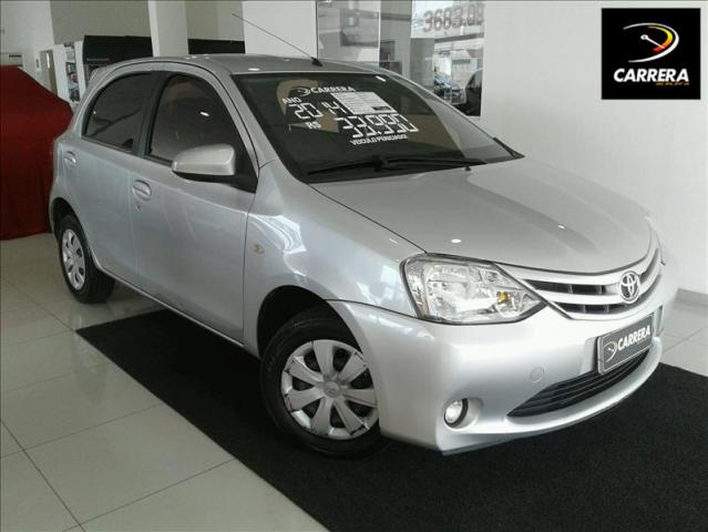 Toyota Etios 1.5 xs 16v