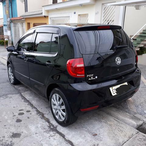 Fox 1.6 completo, doc 20, financio, passo cartão, aceito carro ou moto, só chamar - Foto 5