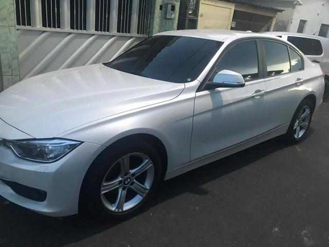 BMW 320i ACTIVE 2015 IMPECÁVEL / APENAS 37MIL KMs