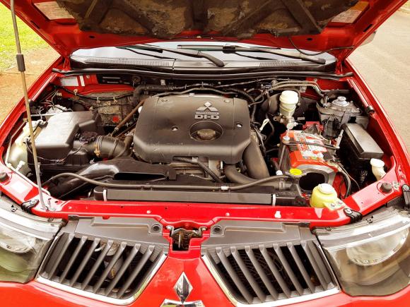 MITSUBISHI L200 TRITON 2008/2009 3.2 HPE 4X4 CD 16V TURBO INTERCOOLER DIESEL 4P AUTOMÁTIC - Foto 17