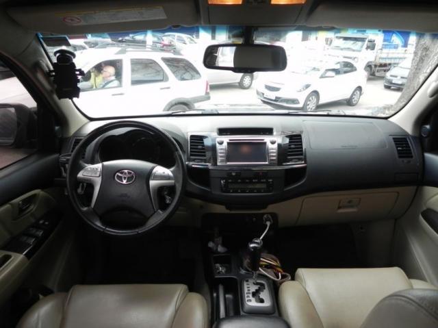 Toyota Hilux sw4 srv 4x4 4P - Foto 6