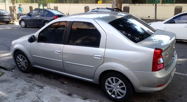 LOGAN 2011 GNV 1.6 8 V