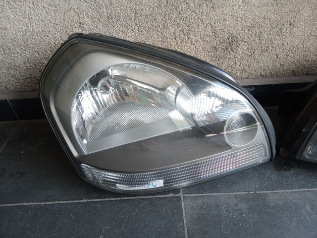 Par Farol Hyundai Tucson (preço unitário) - Foto 2