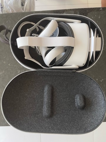 Oculus VR Quest 2 - 128gb + Case Rígida Original 