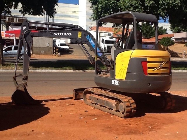 Miniescavadeira  - Foto 6