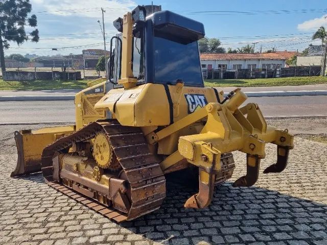 LocaçãoTrator de Esteiras Caterpillar D6N-XL - Foto 6