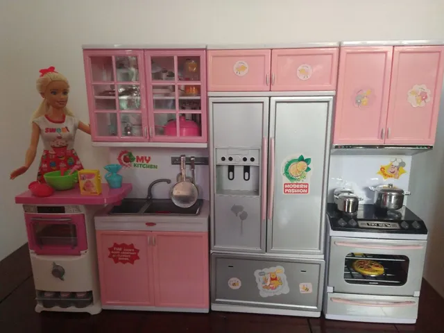 Estante / Jogo De Cozinha Barbie Antigo