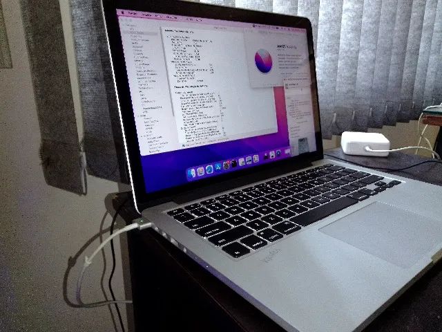 MacBook Pro (Retina,13 polegadas,2015), cpu i5 2.7 GHz, 8 Gb Ram, bateria nova - Foto 4