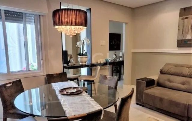 Lindo apartamento com 124 m² de área privativa e todo reformado.2Possui amplo living para  - Foto 2