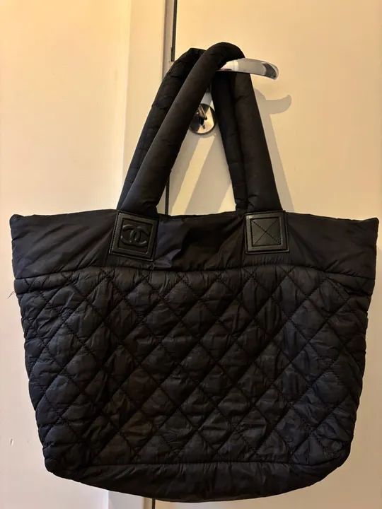 Bolsa Tote Chanel Coco Cocoon Preta - Foto 4