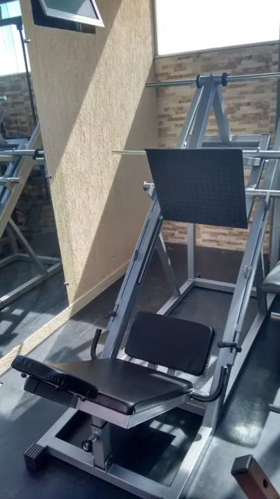 Leg Press 45º Novo ! com regulagem nas costas  3.950,00  - Foto 4