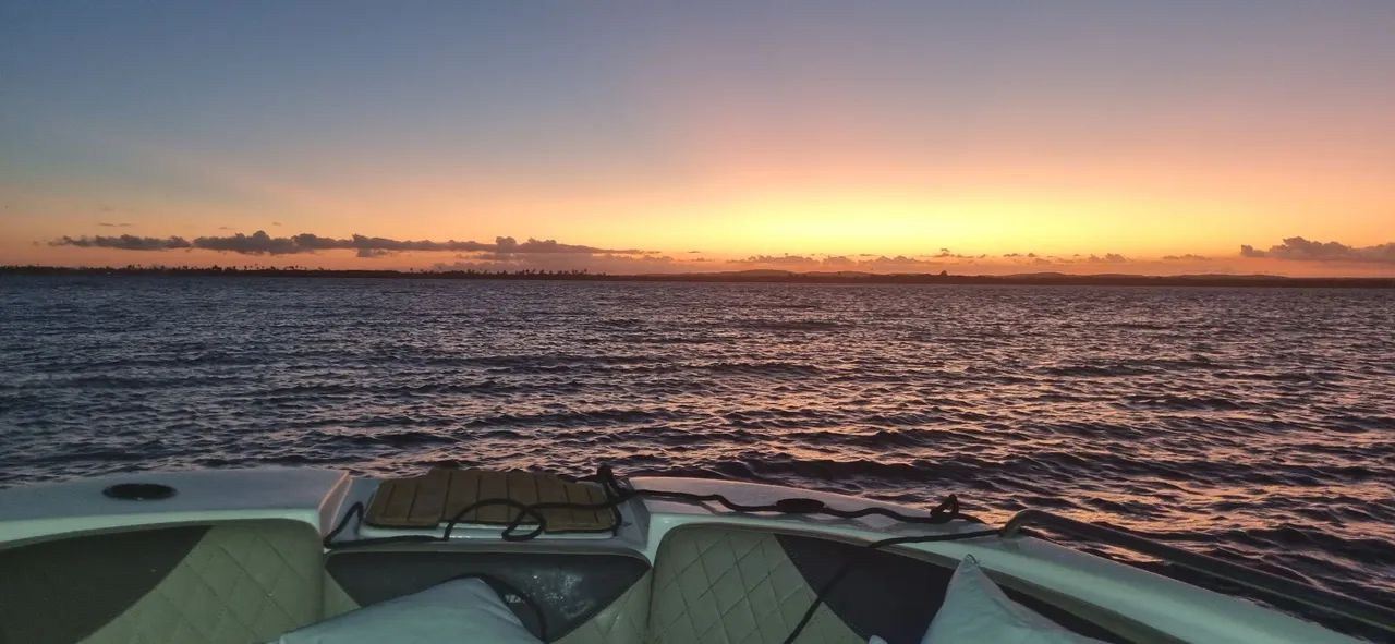 Lancha impecável para seus momentos de lazer! - Foto 6