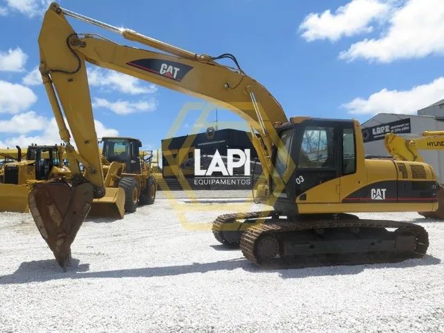 Escavadeira Caterpillar 320C 2005 rodante novo - Foto 5