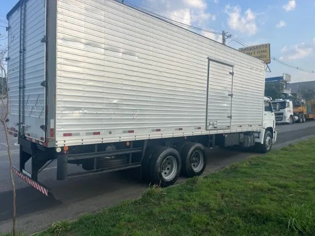 VW -17.210 WORKER TRUCK 6X2 BAÚ -ANO 2001 - Foto 9