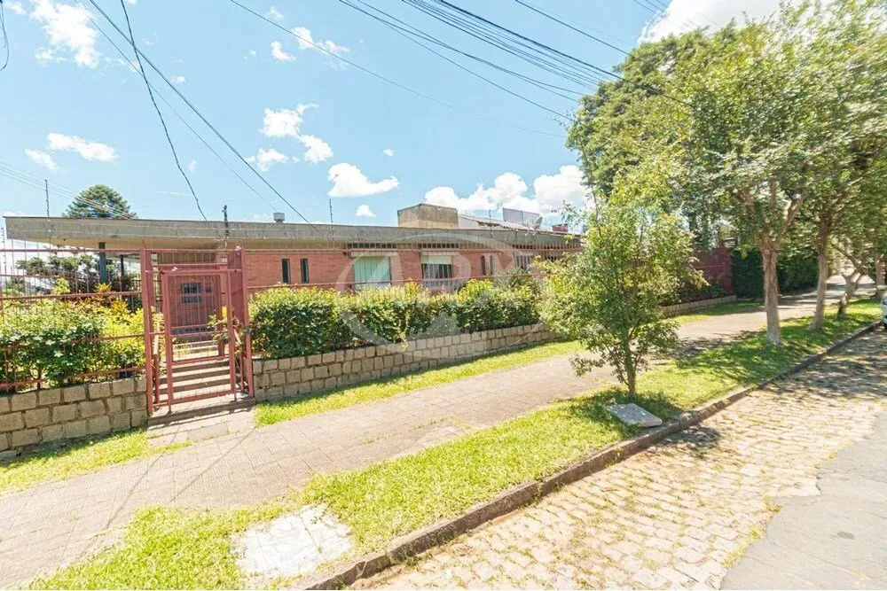 Casa de 298.0m² no bairro Chácara das Pedras, com