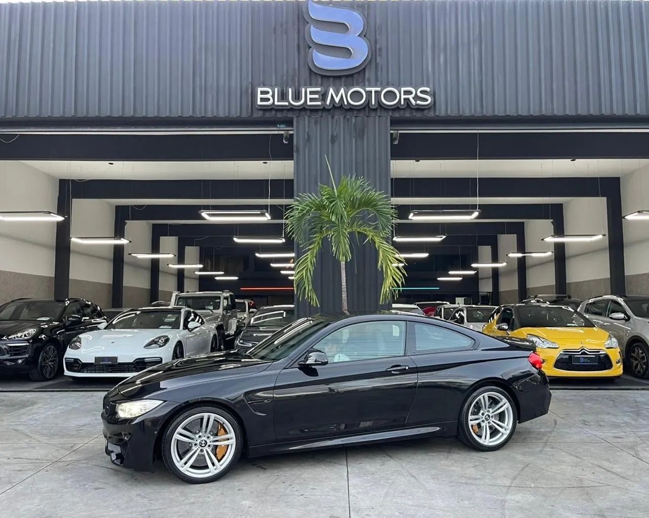BMW M4 2015