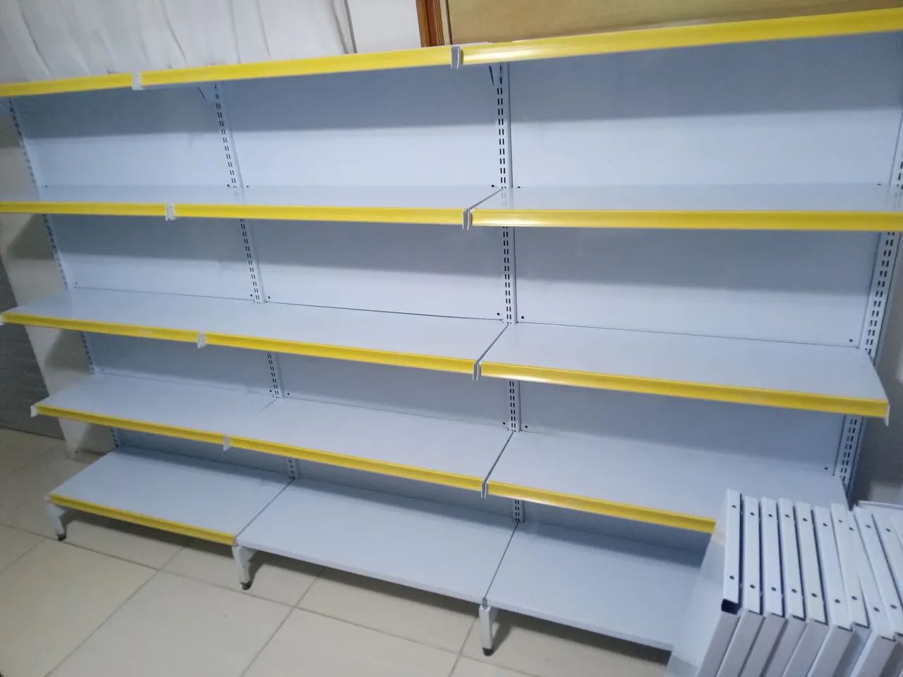 Gondulas Semi novas 