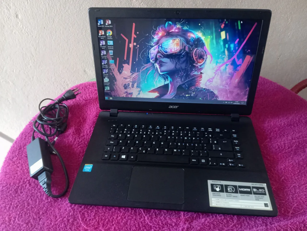 Notebook Acer ES1-511 / 4 GB memória / tela 15.6 slim / bluetooth