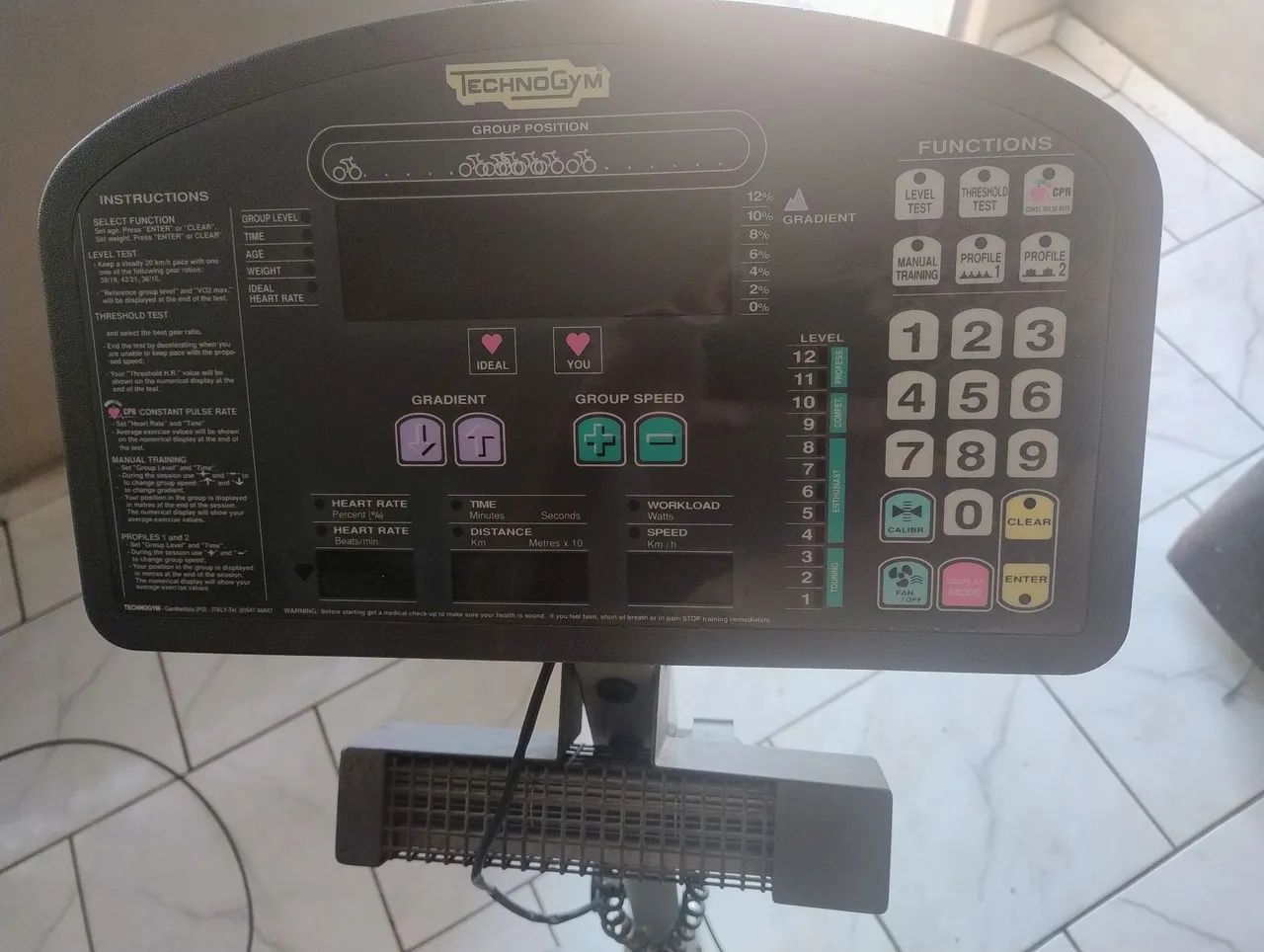Rolo de treino eletrônico Technogym - Foto 2