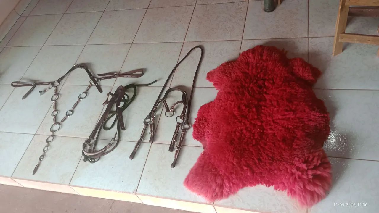 Vendo traia completa usada duas vezes - Foto 6