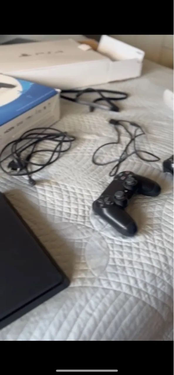 Ps4 Slim - 1 TB - Foto 3