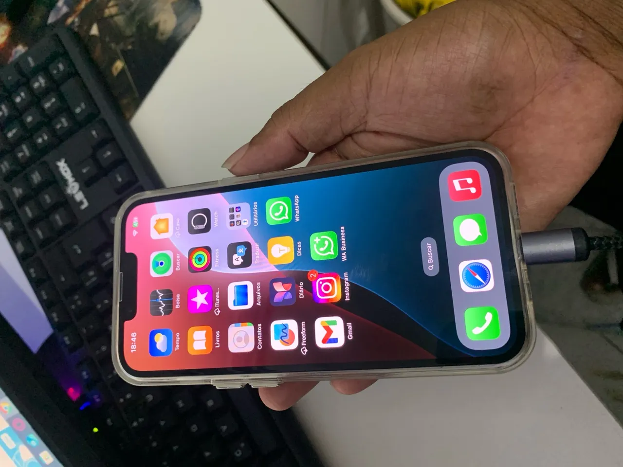 iPhone 14 white
