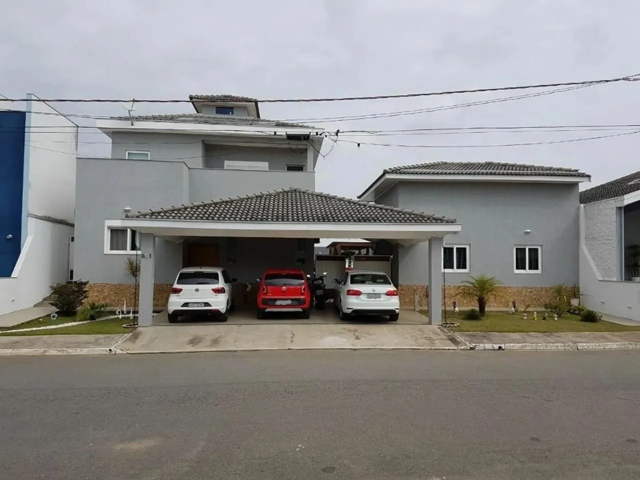Casa de condomínio em Avenida Arnaldo Felipe Sbruzzi - Piracangaguá - Taubaté/SP