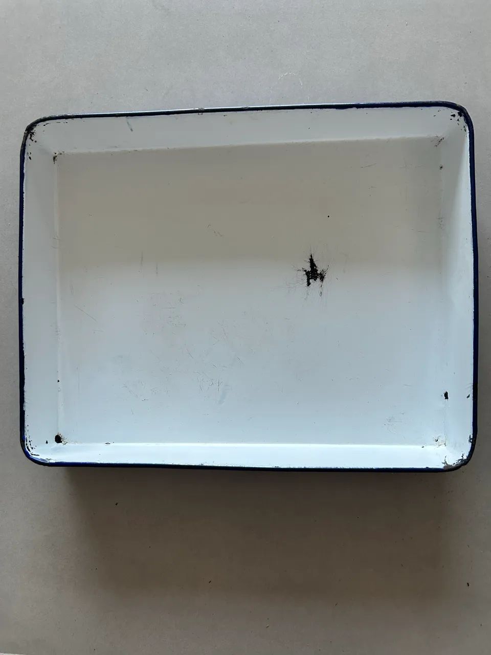 Tabuleiro Esmaltado Retangular Branco e Azul Vintage