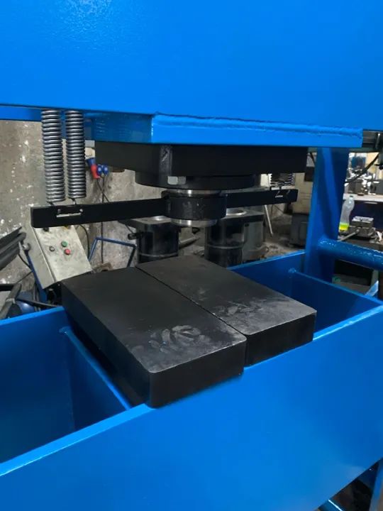 Prensa Hidráulica 100 toneladas  - Foto 2