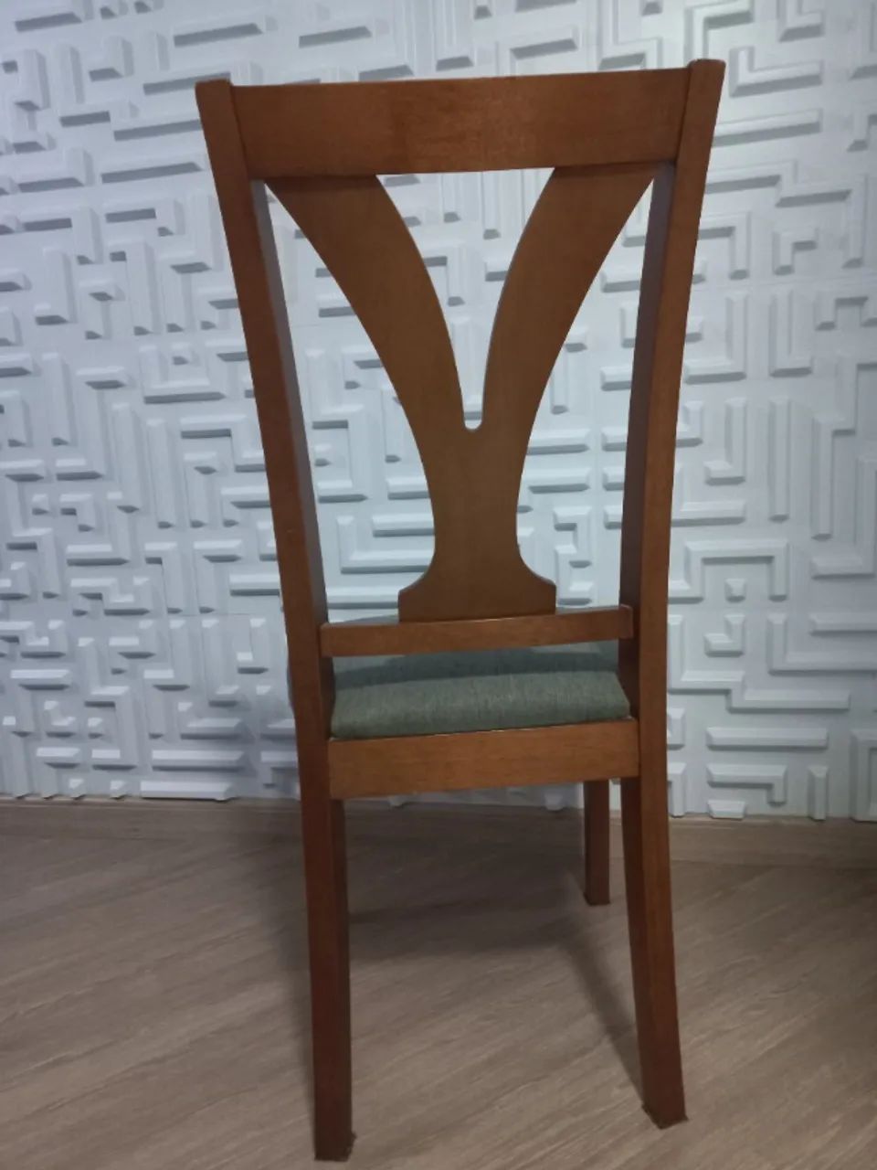 Vendo Conjunto de Mesa de Vidro + 8 Cadeiras + Buffet usados - Foto 6