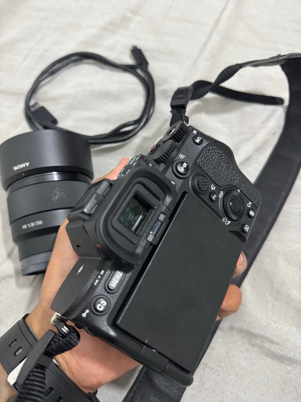Vendo câmera fotográfica Sony a7 VI 64297909602818121