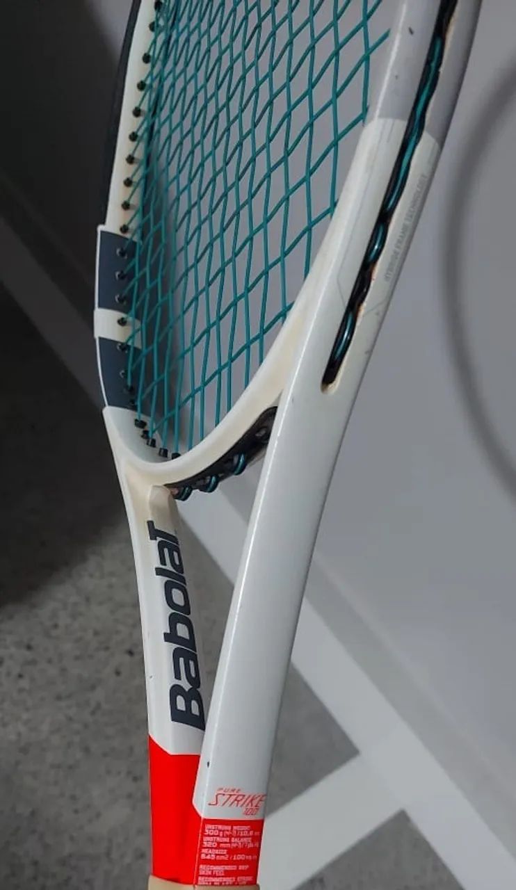 Raquete Babolat Pure Strike 100 Esportes de Quadra e Ao Ar Livre