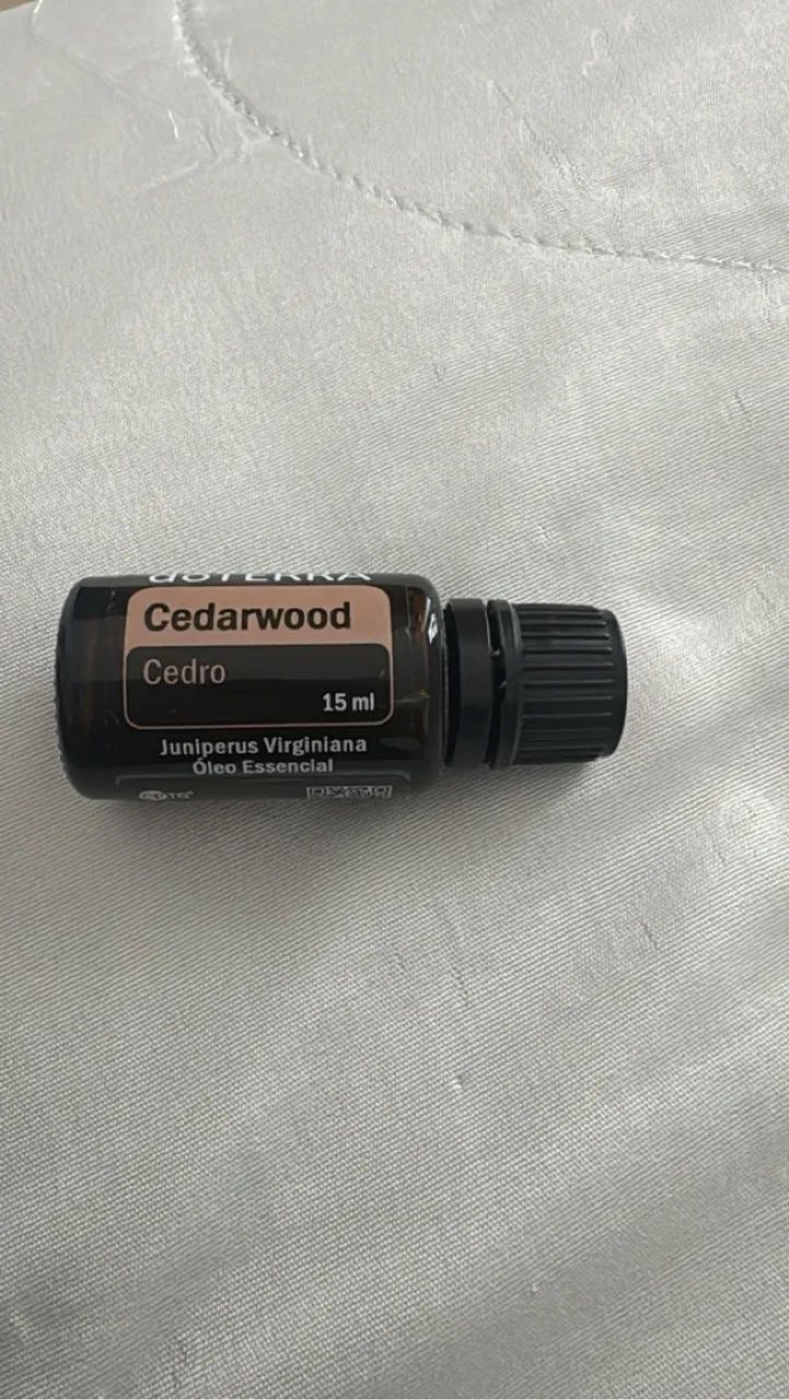 Óleo Essencial de Cedro da DoTERRA
