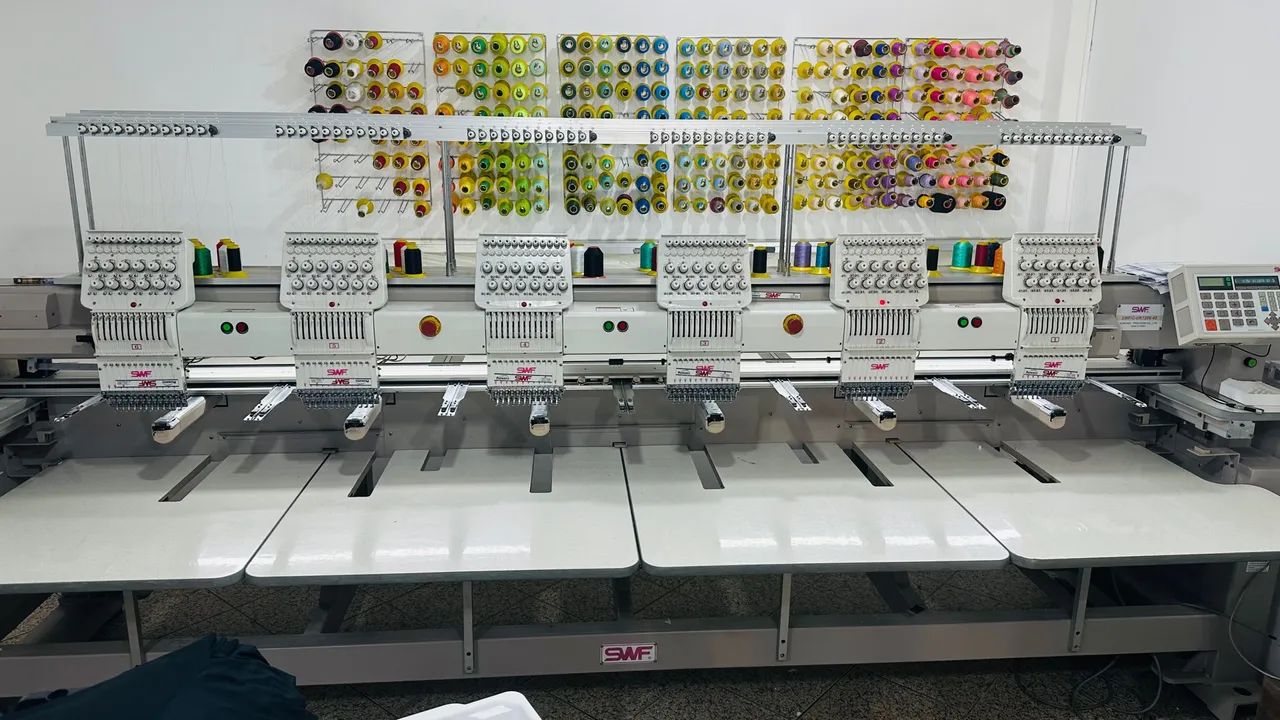 Máquina de bordar Swf 6 cabeças cilíndrica 