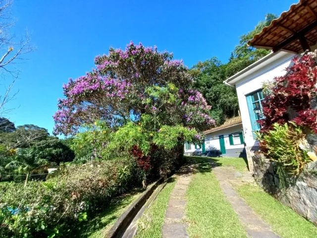 Vendo este espetacular sítio em 5 Lagos