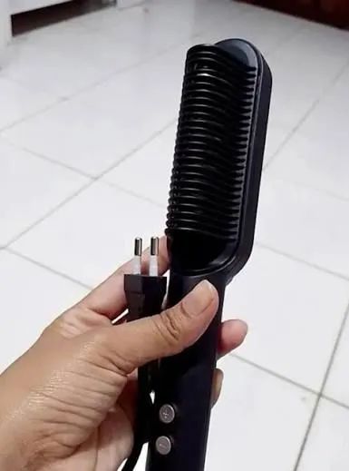 ESCOVA ALISADORA 3 EM 1 "PAGUE SÓ NA ENTREGA" - Foto 4