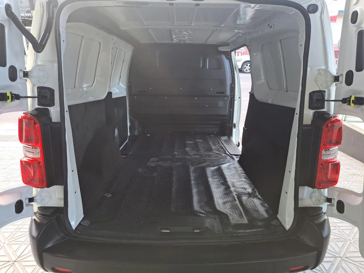 EXPERT FURGAO BUSINESS PACK DIESEL  BRANCA 2021/2022 - Foto 15