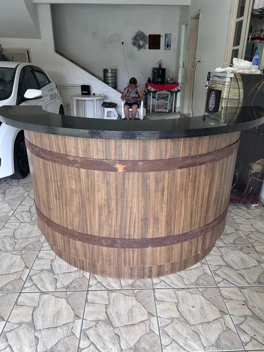 Balcão de Bar em Madeira com Tampo de Granito - Foto 4